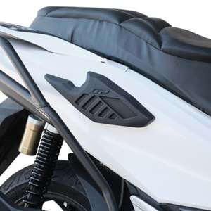 GP KOMPOZİT HONDA PCX 125 / 150 2025 UYUMLU SELE ALTI GRENAJ KORUMA SİYAH